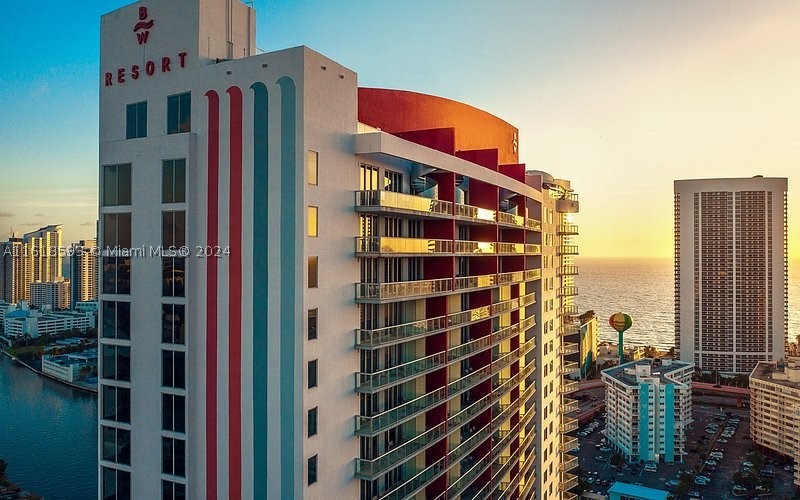 Hallandale Beach photo 2