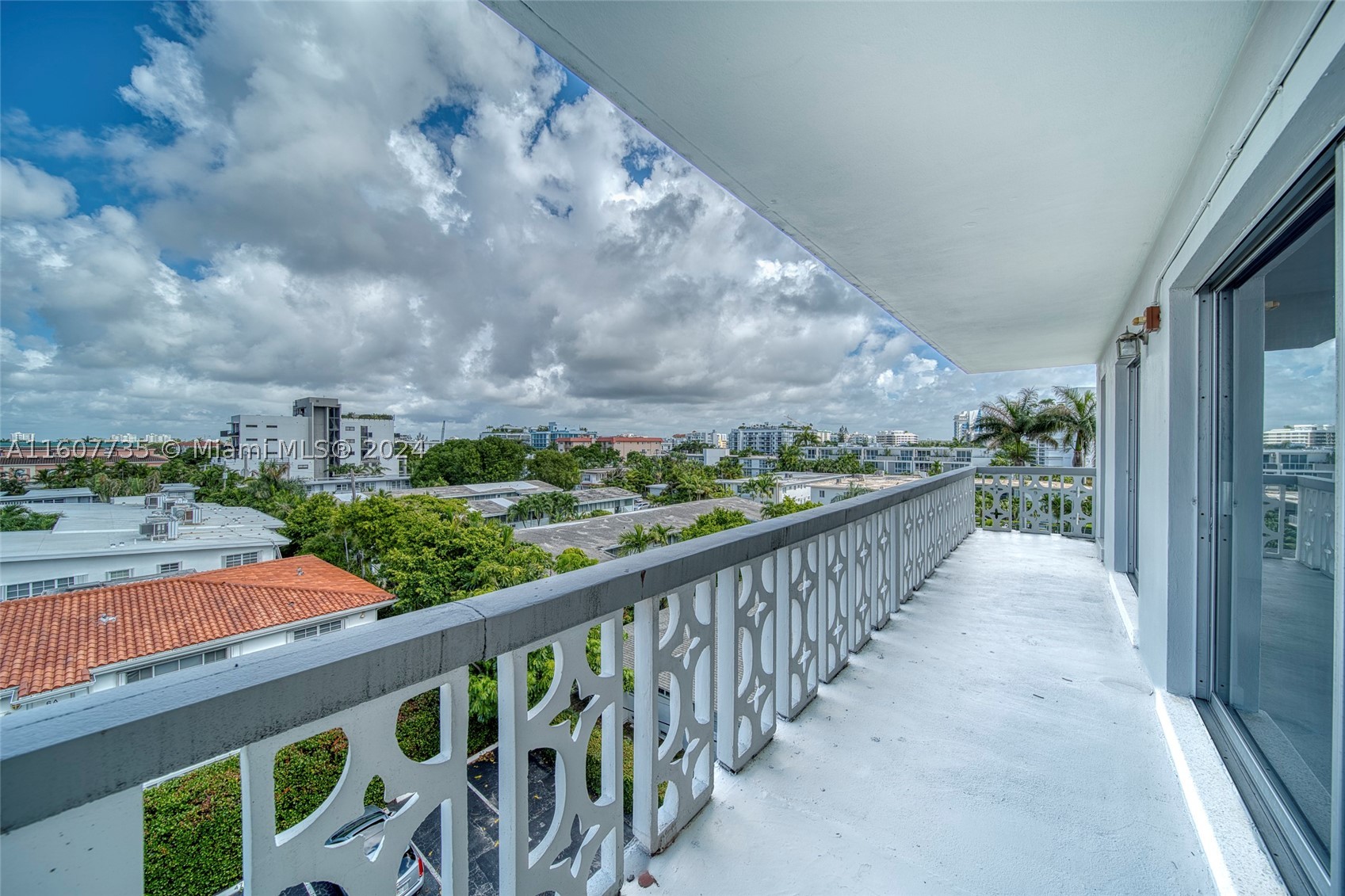 Bay Harbor Islands photo 1