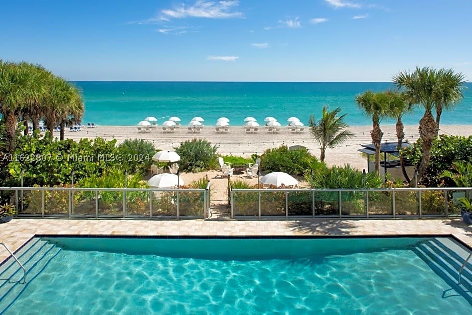 Sunny Isles Beach photo 1