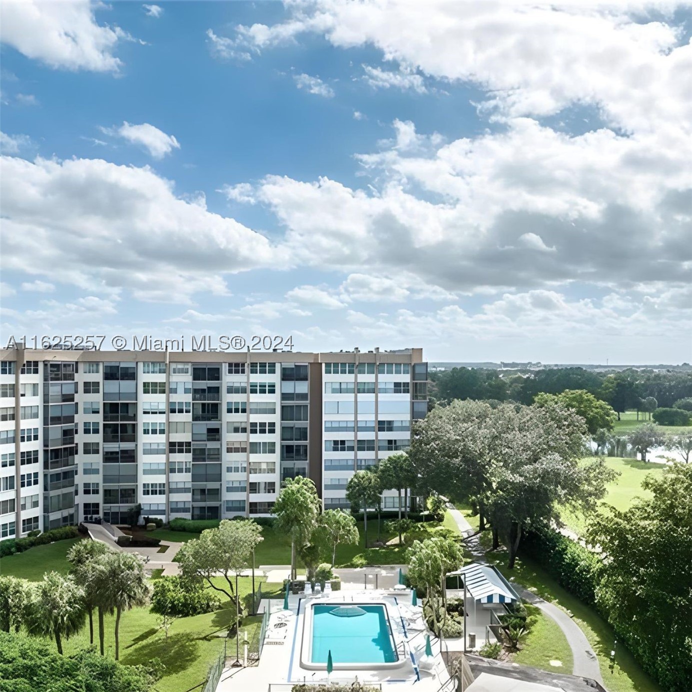 Pembroke Pines photo 1