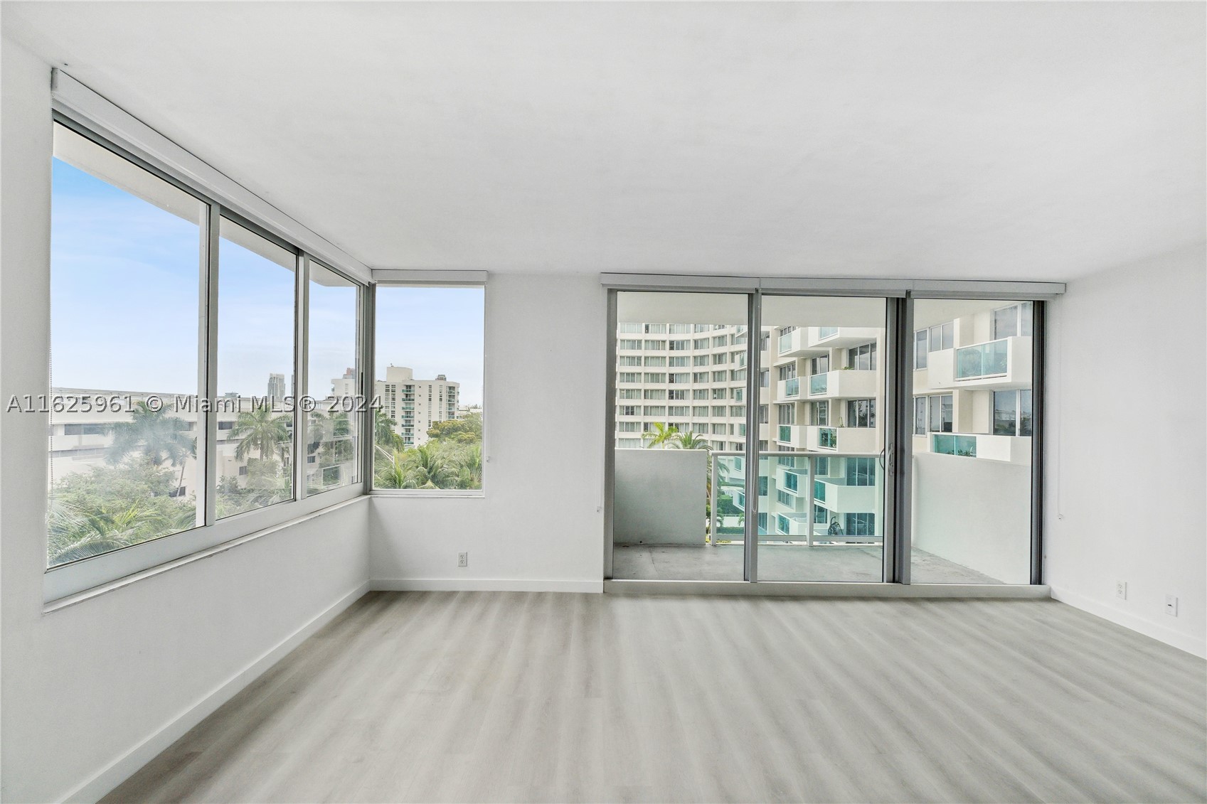 Miami Beach photo 4