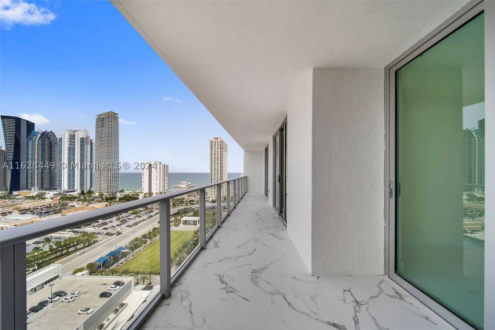 Sunny Isles Beach photo 2