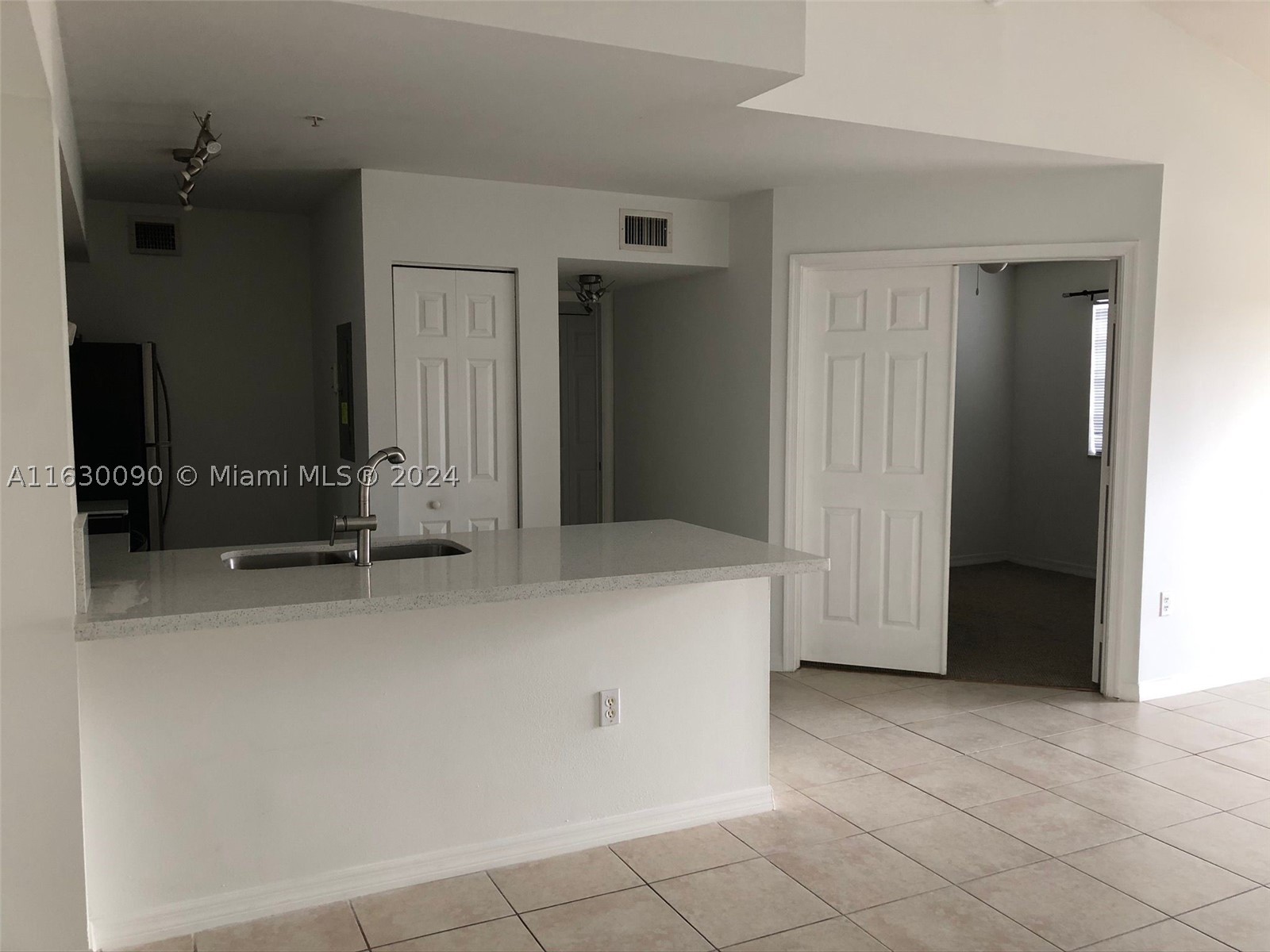 Pembroke Pines photo 3