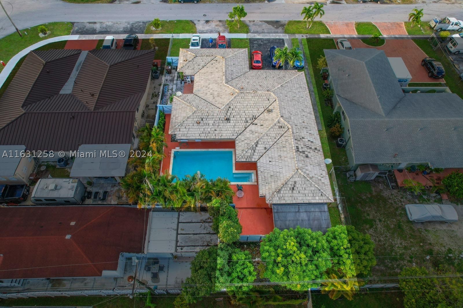 Hialeah photo 4