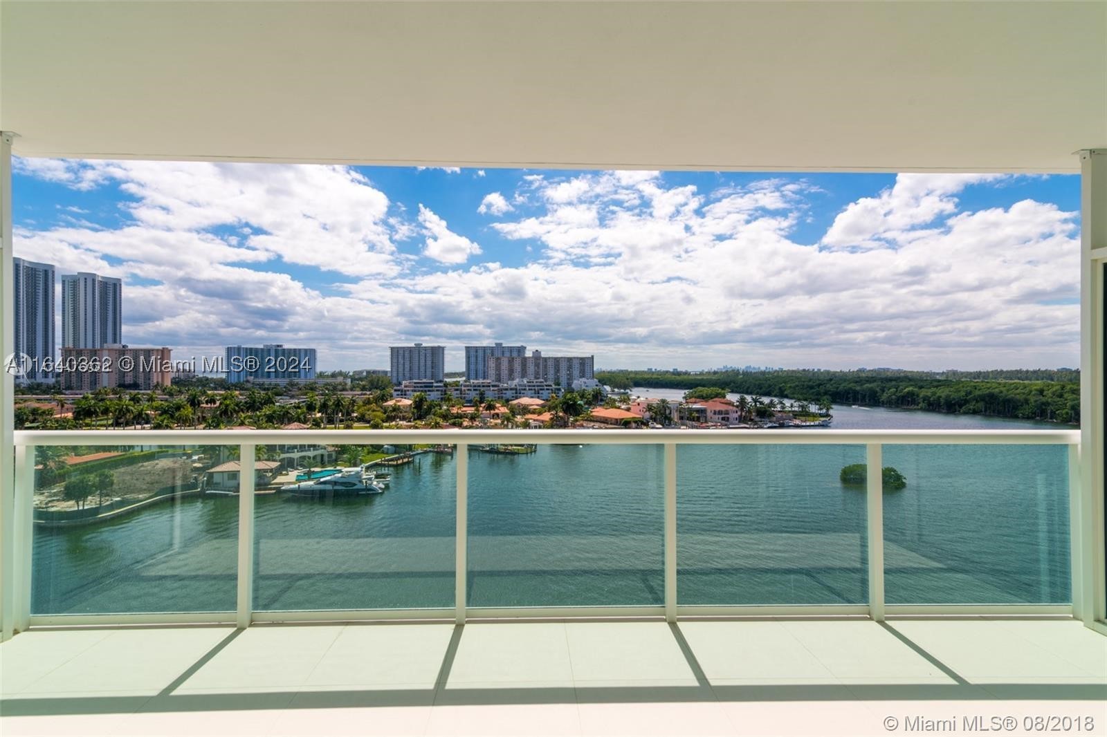 Sunny Isles Beach photo 1