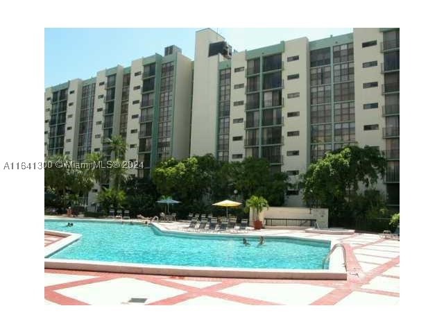 Sunny Isles Beach photo 2