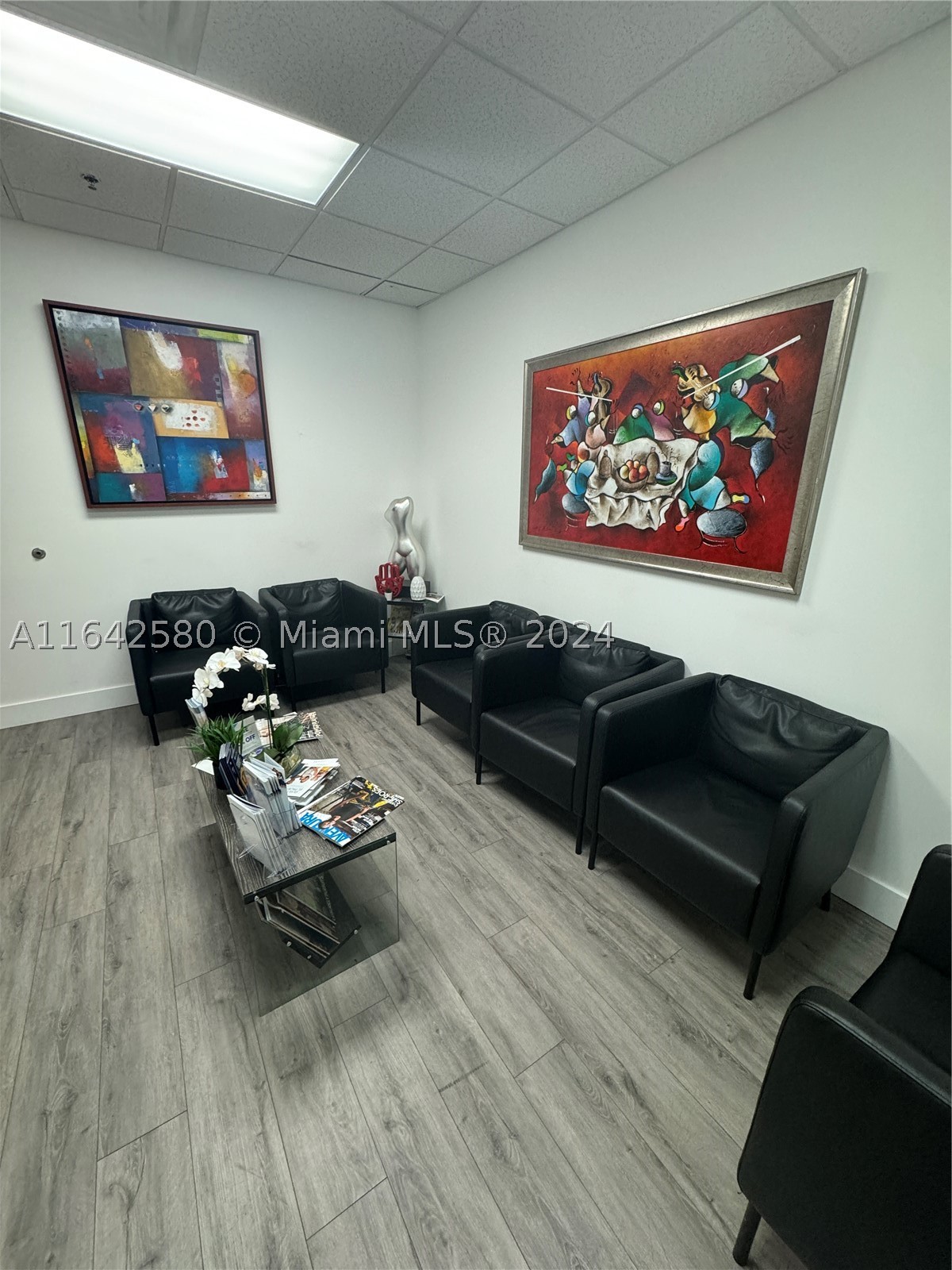 Aventura photo 3