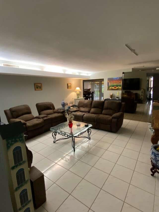 Miami Lakes photo 2