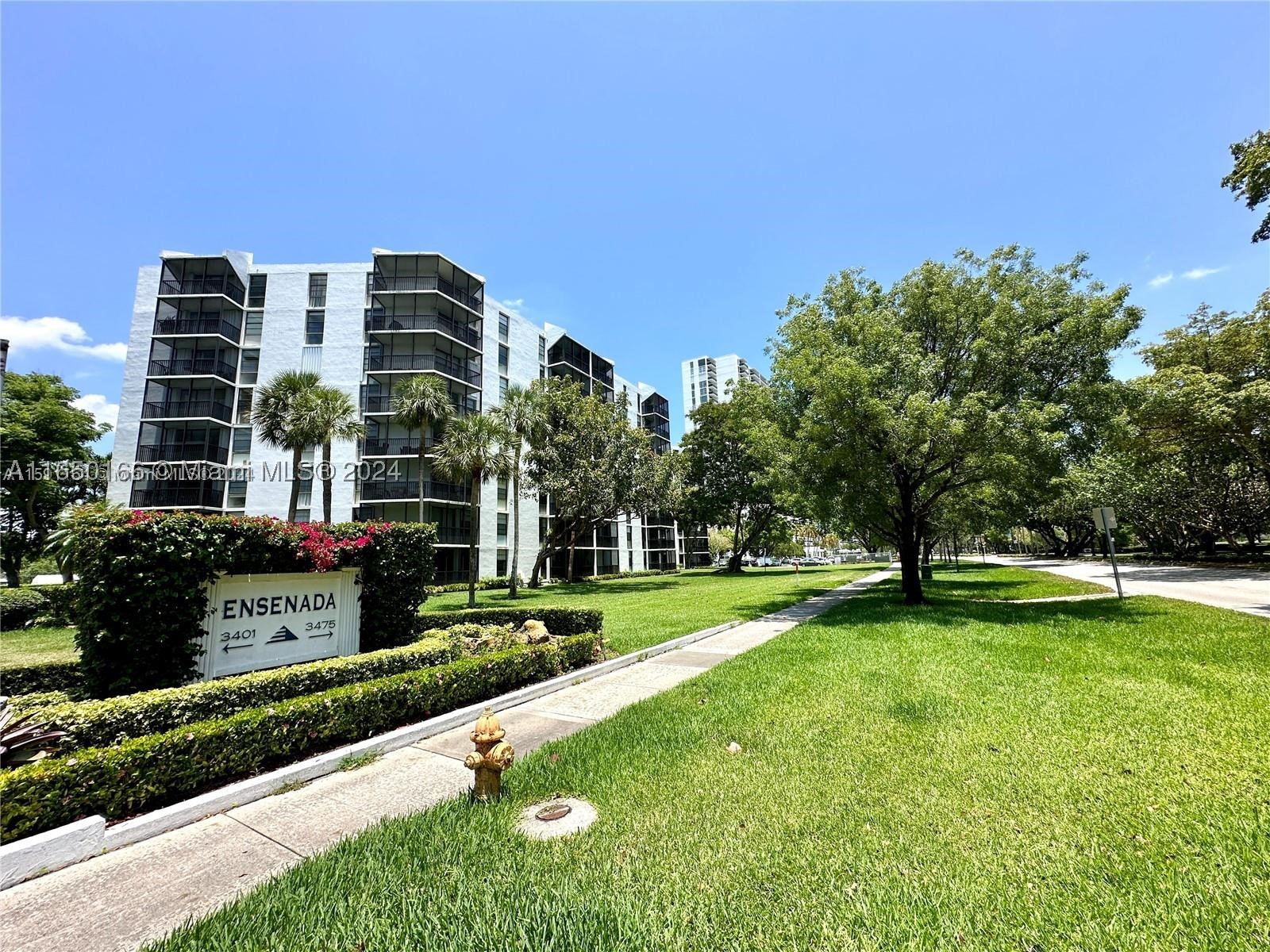 Aventura photo 1