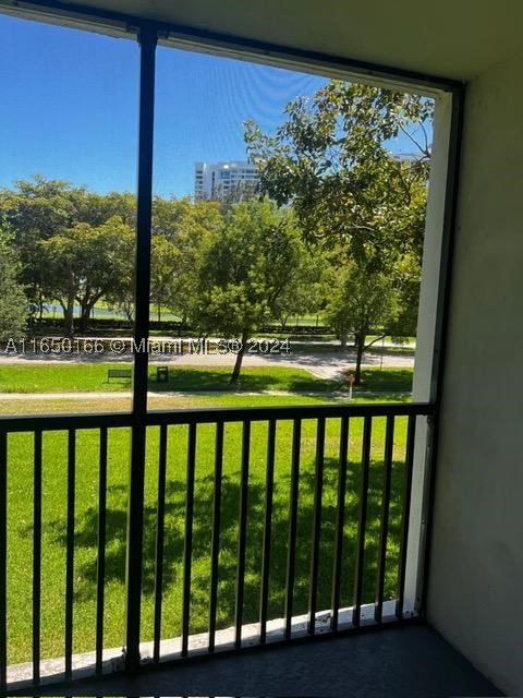 Aventura photo 2