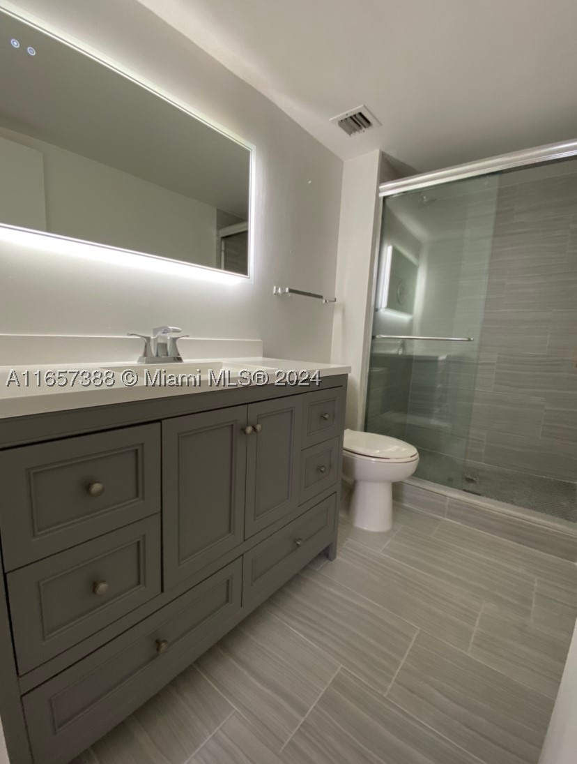 North Miami photo 1