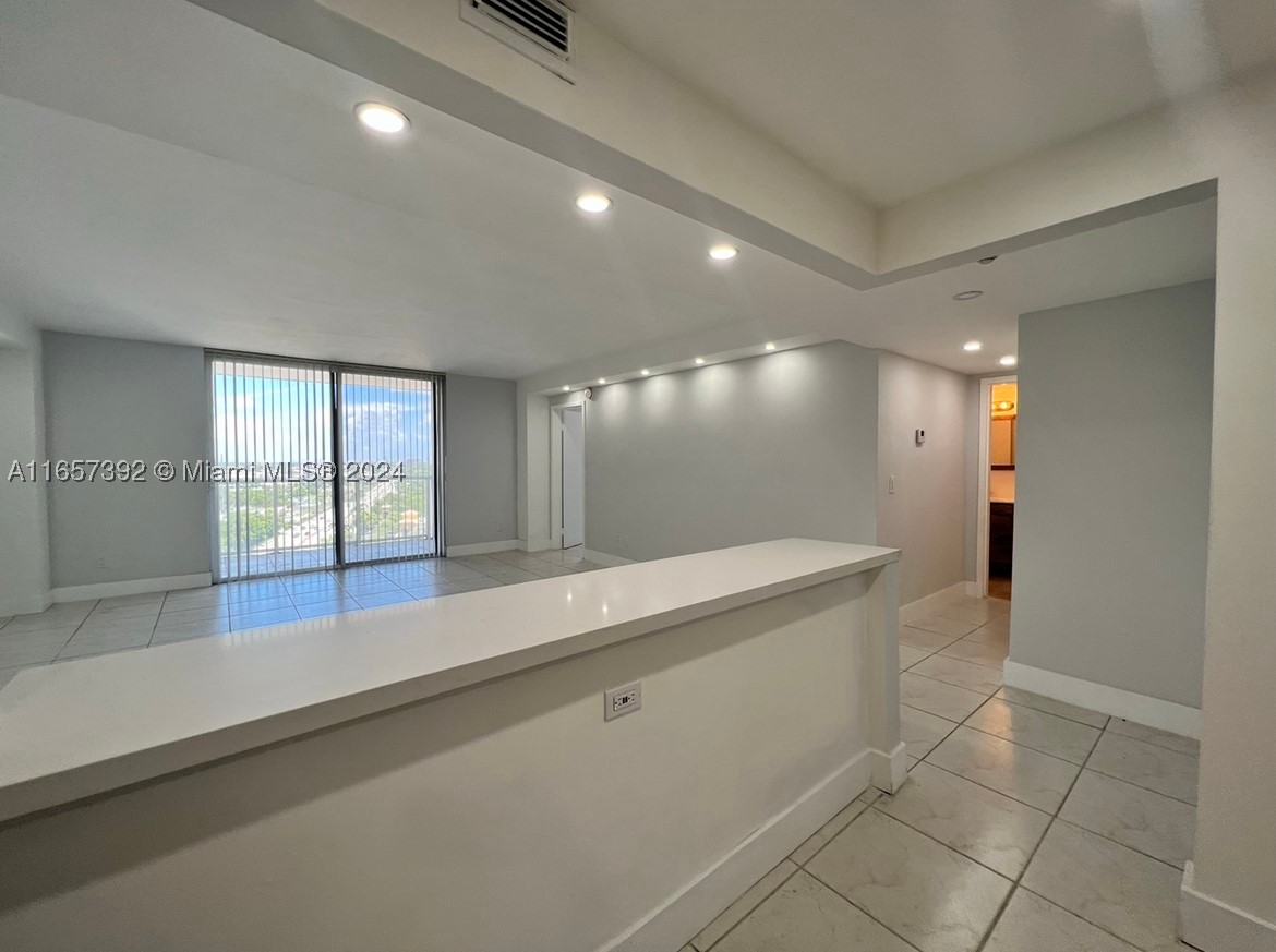North Miami photo 5