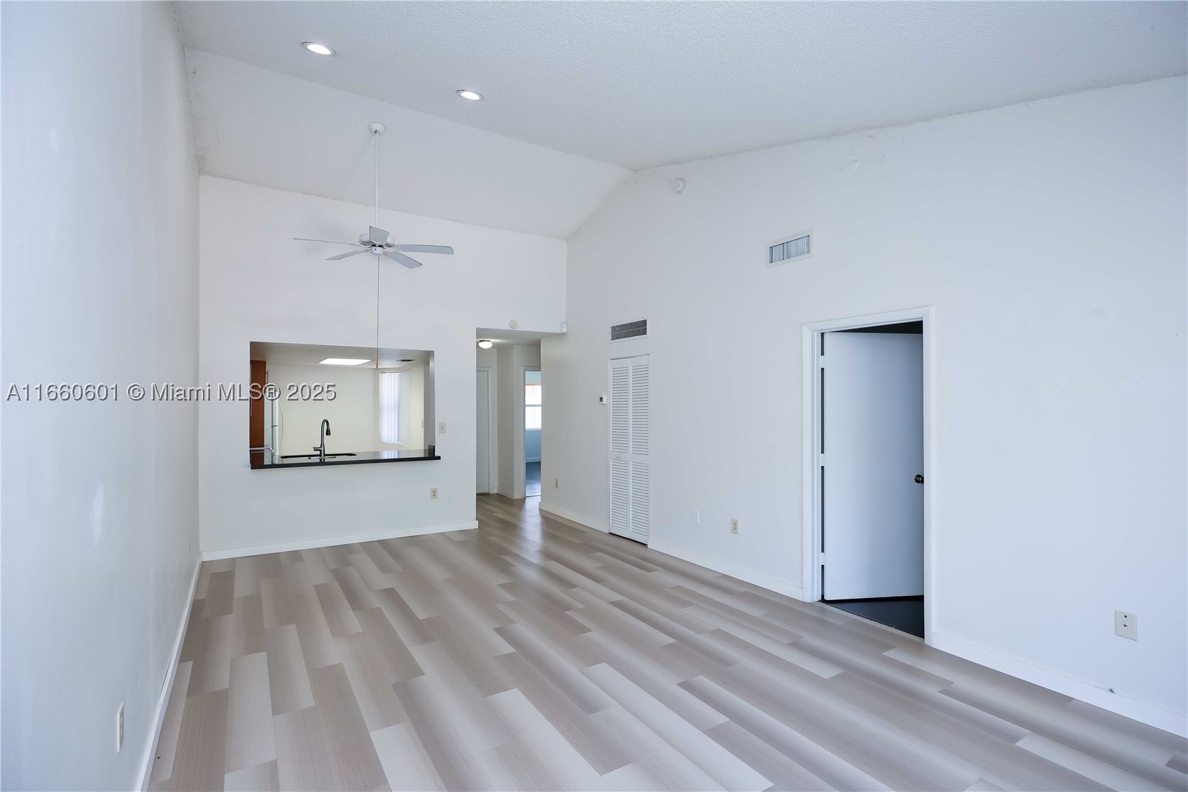 Pembroke Pines photo 2