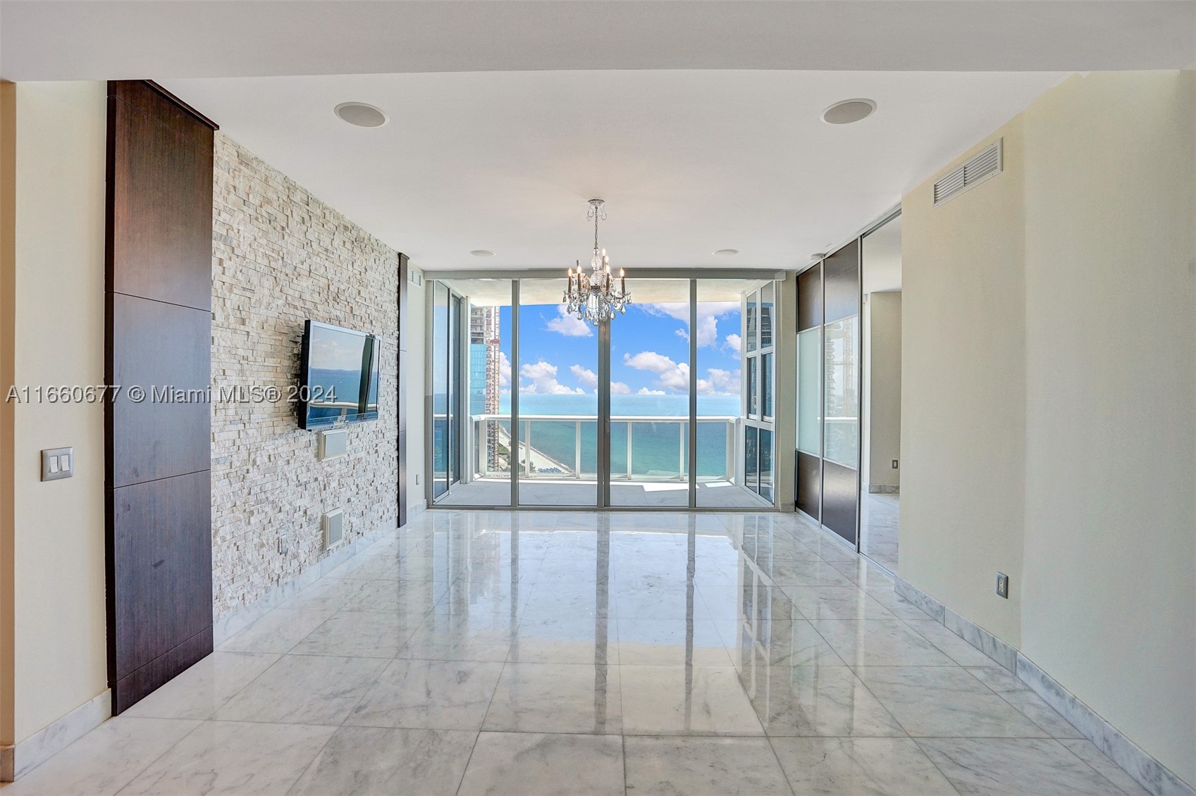 Sunny Isles Beach photo 2