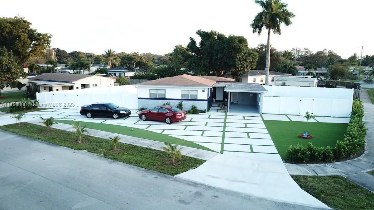 Fort Lauderdale photo 1