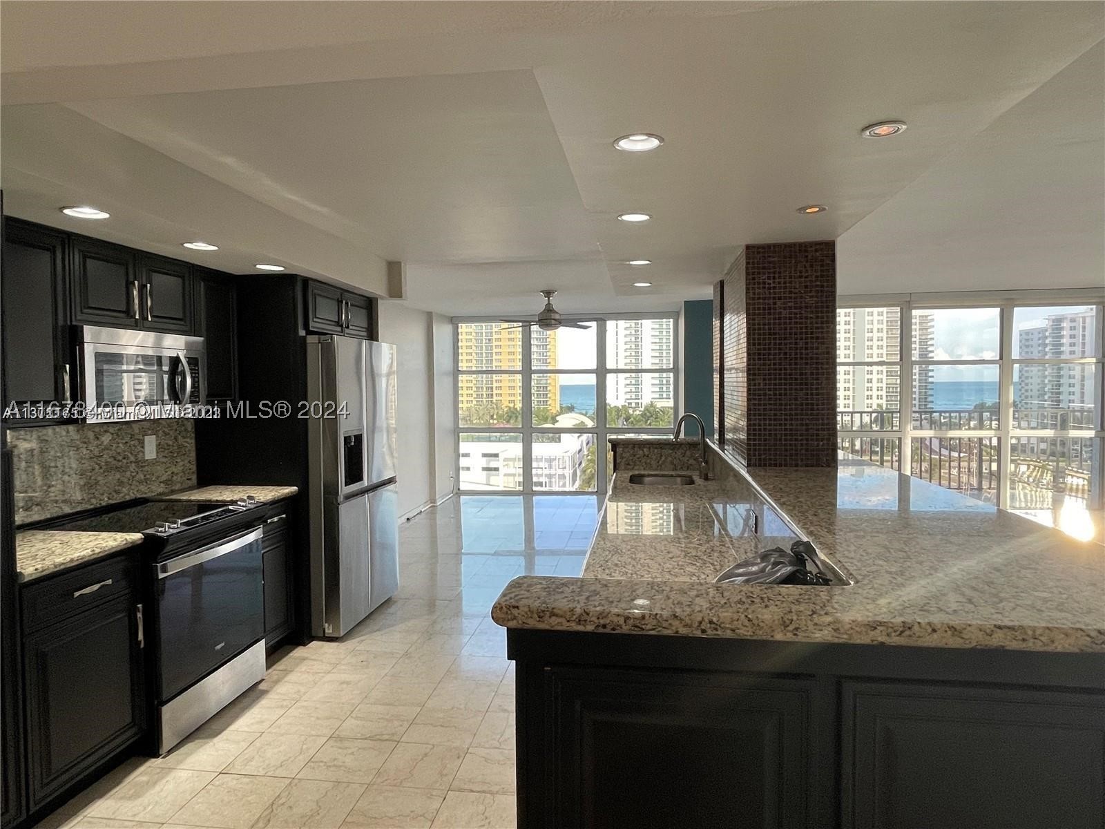 Hallandale Beach photo 1