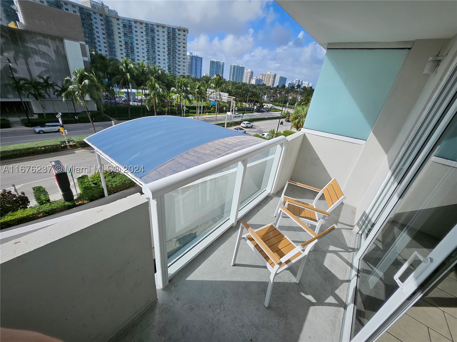 Sunny Isles Beach photo 1