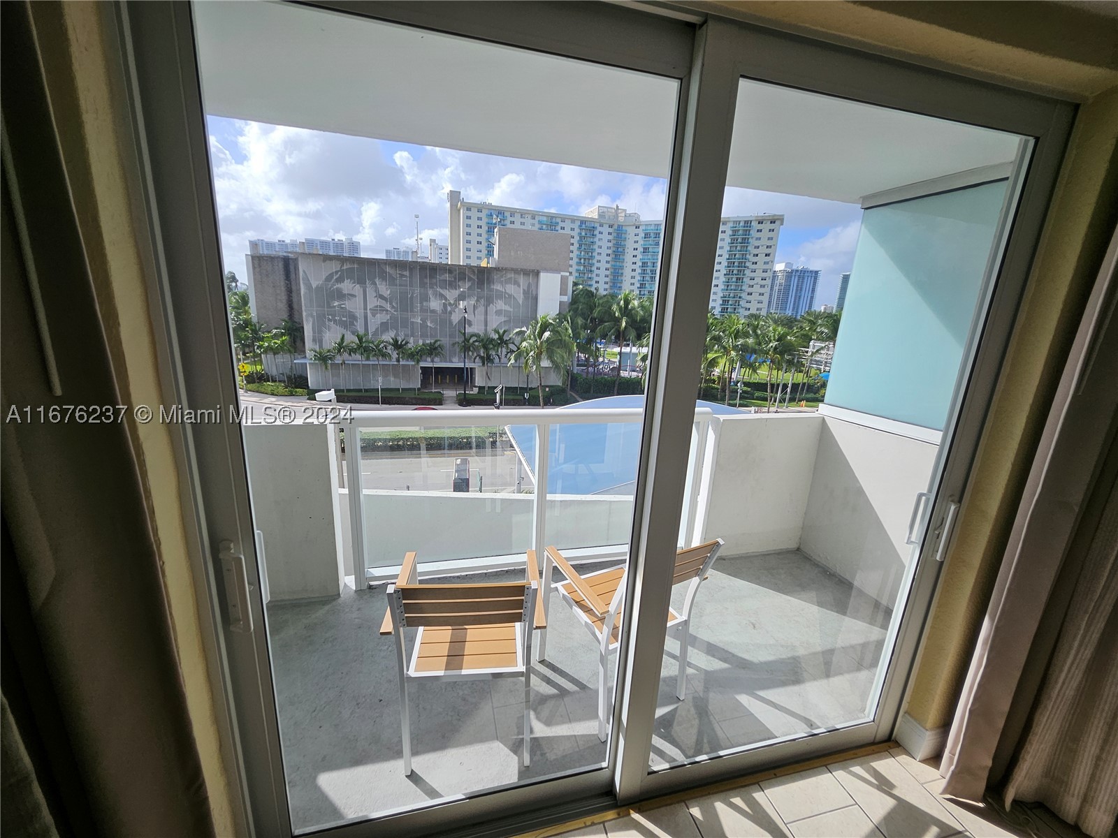 Sunny Isles Beach photo 3
