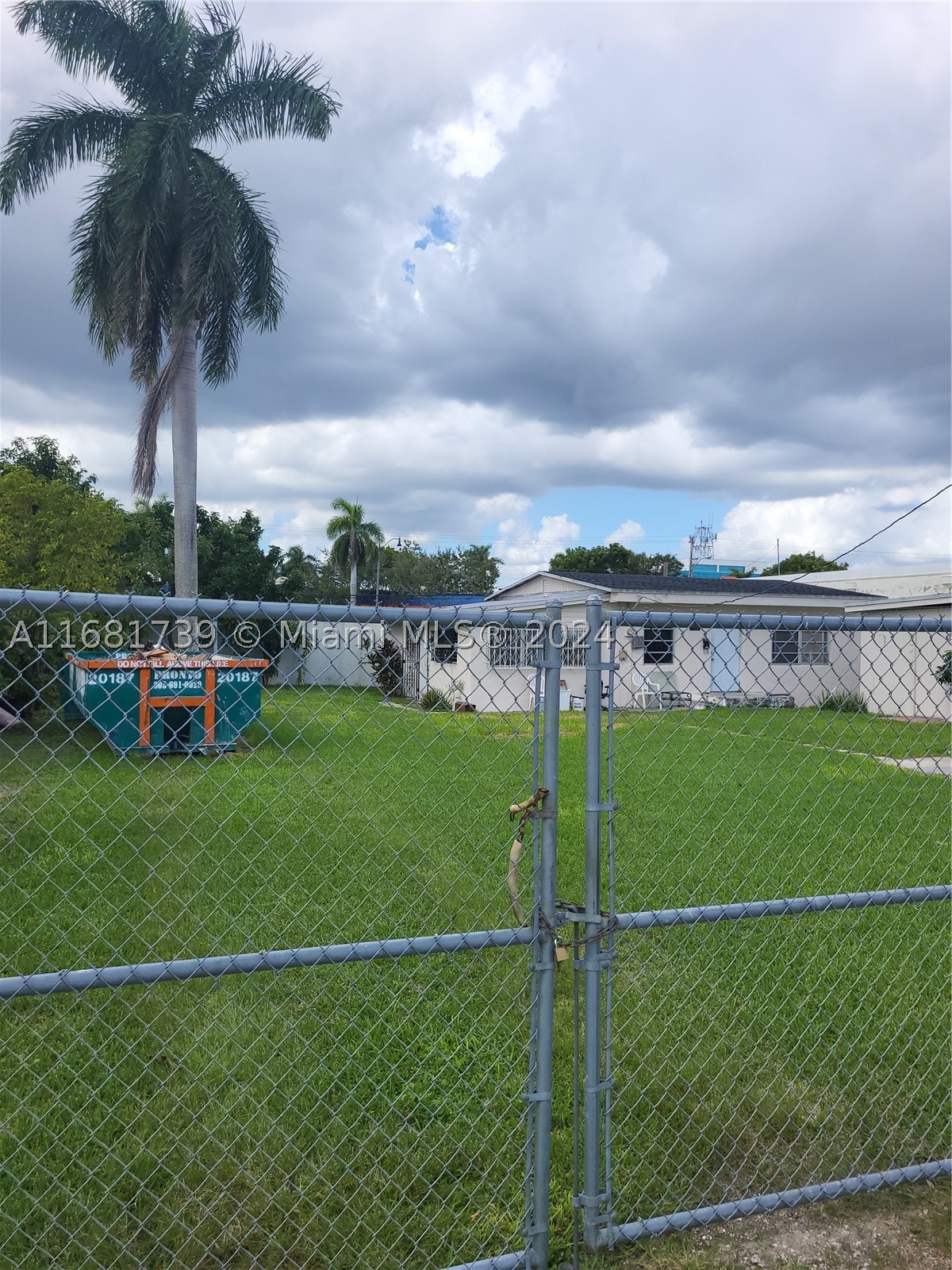 Homestead photo 1