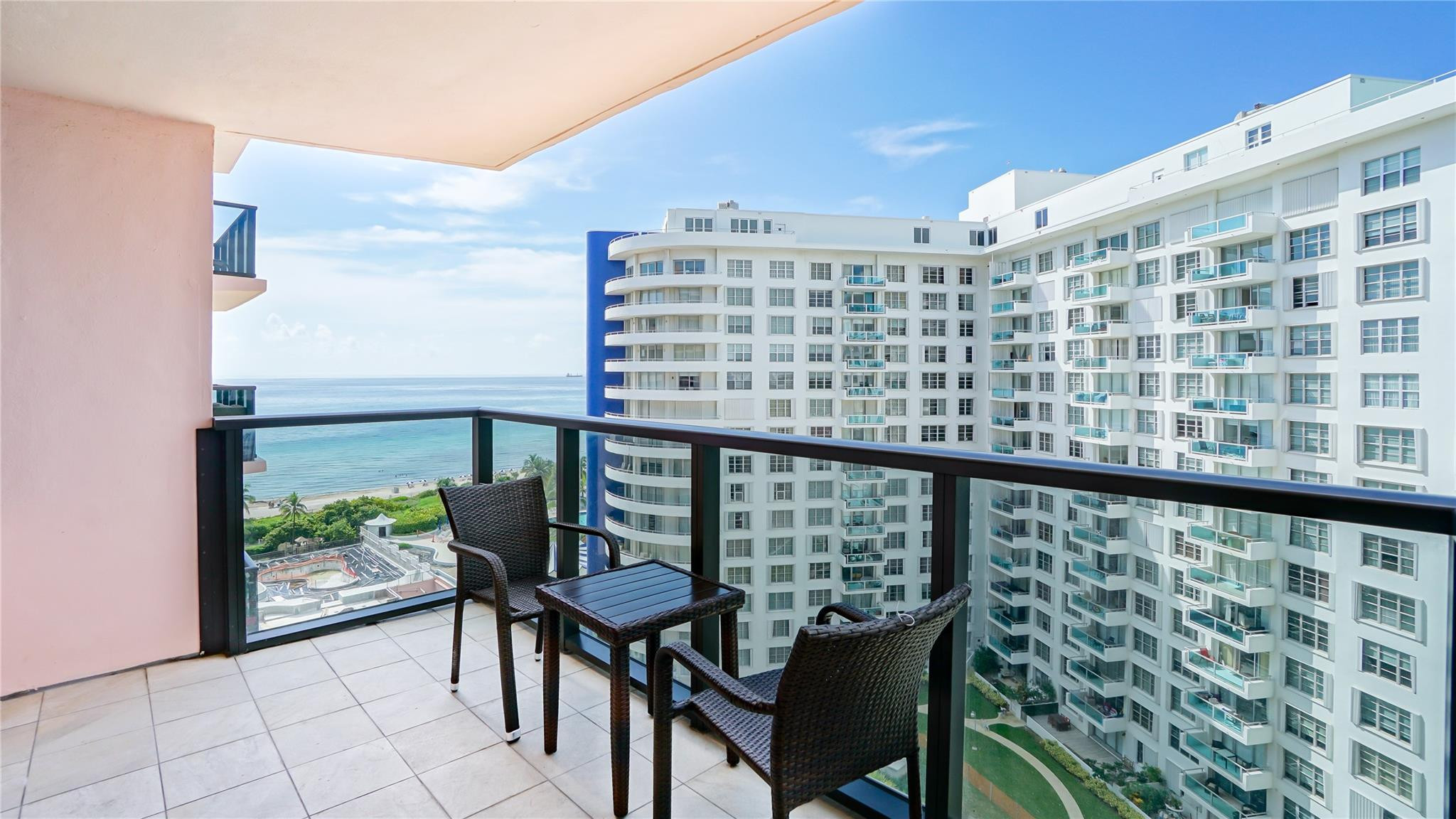 Miami Beach photo 1