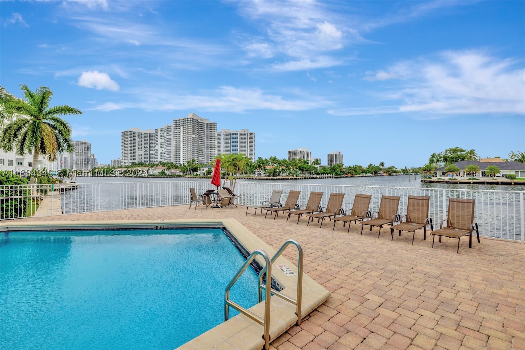 Hallandale Beach photo 4