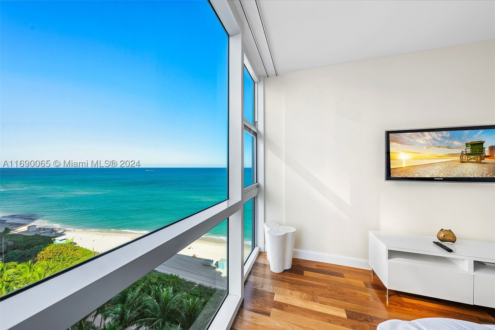 Miami Beach photo 4