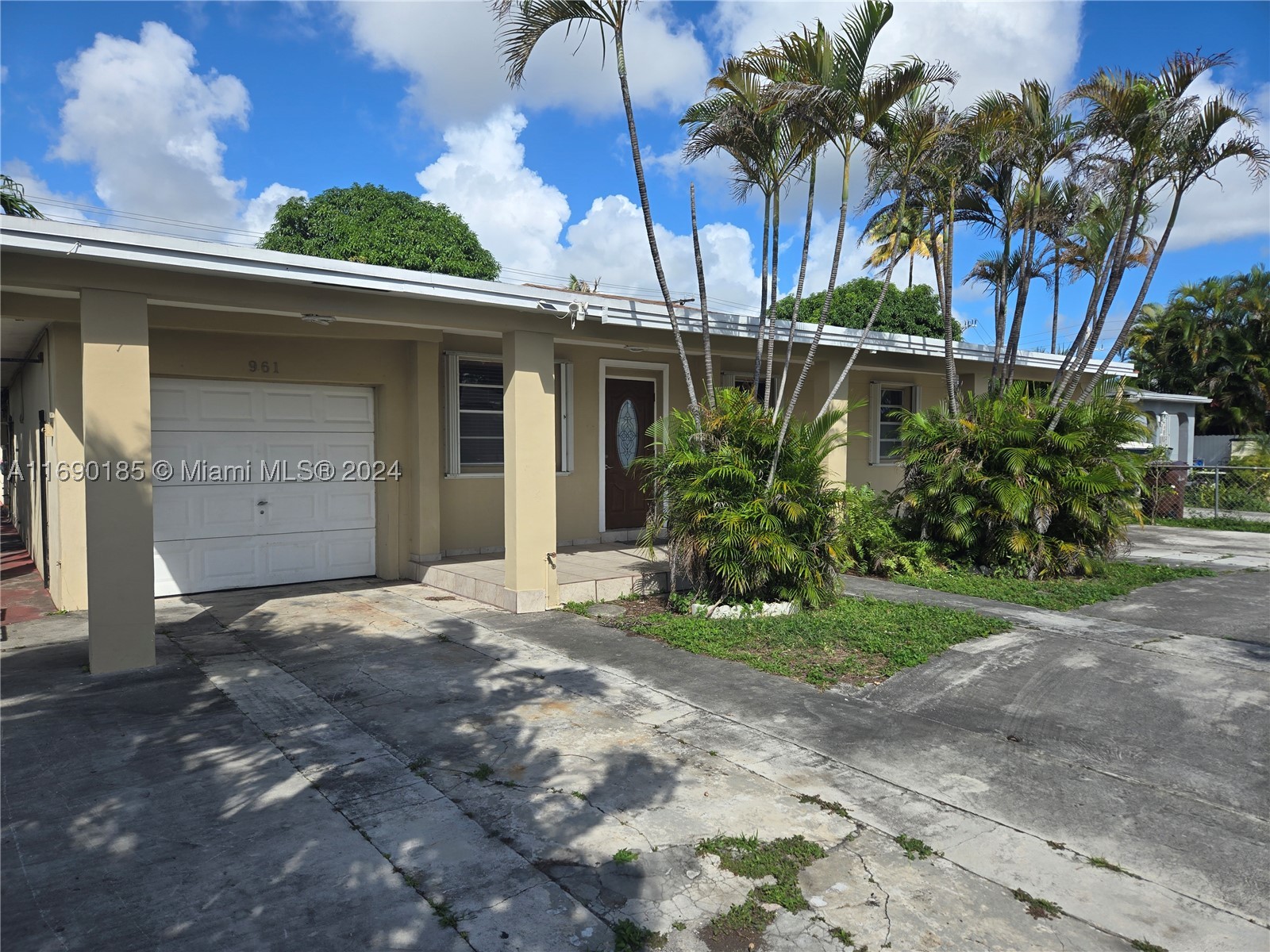Hialeah photo 4