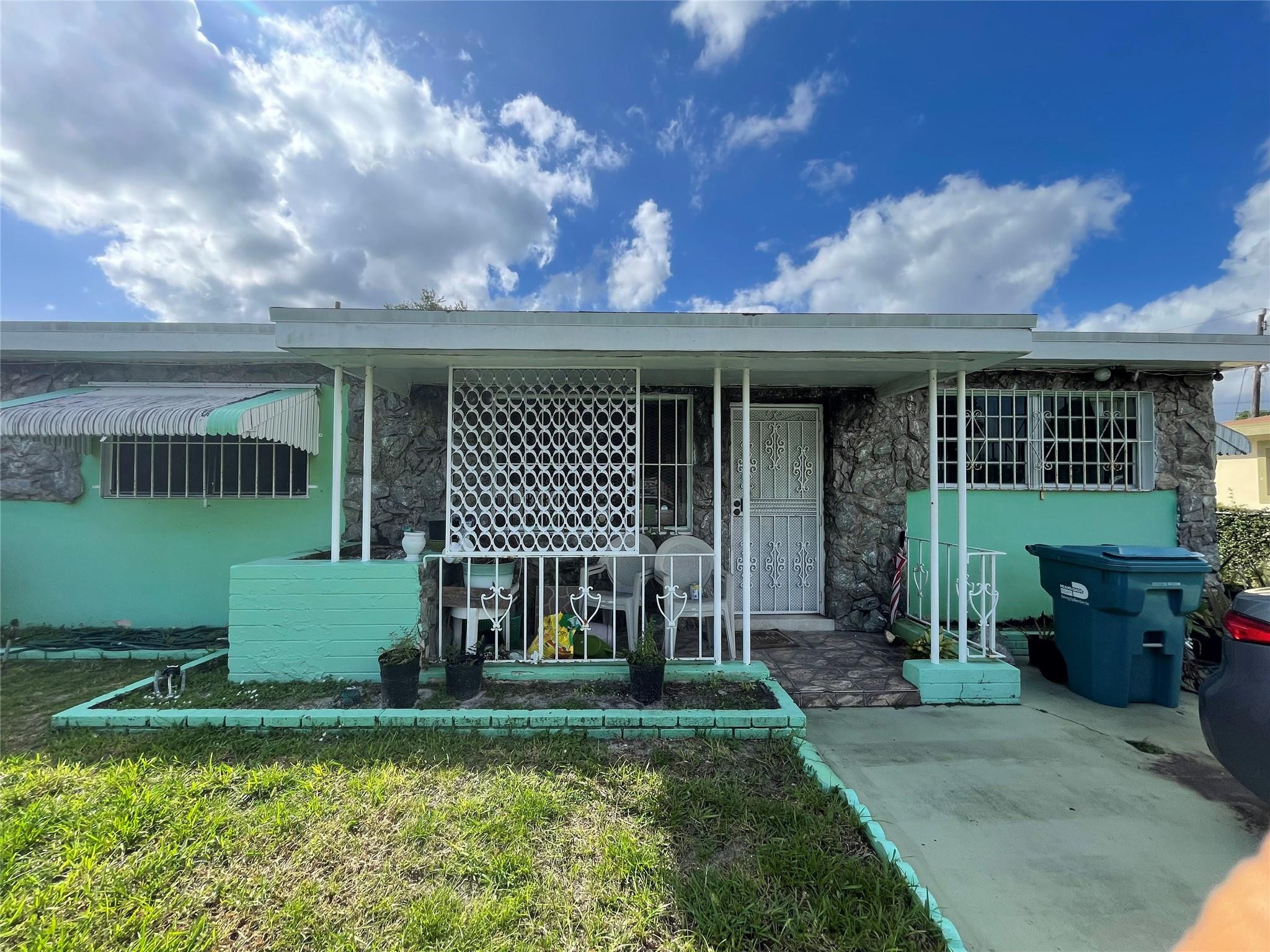 Miami Gardens photo 1