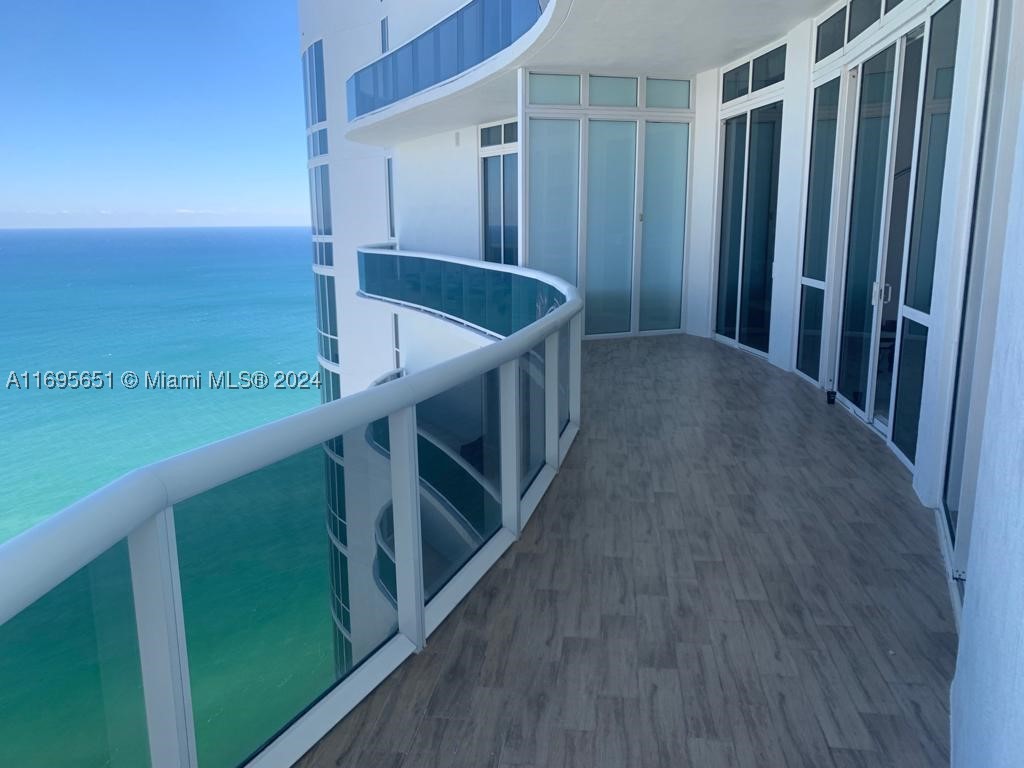 Sunny Isles Beach photo 2