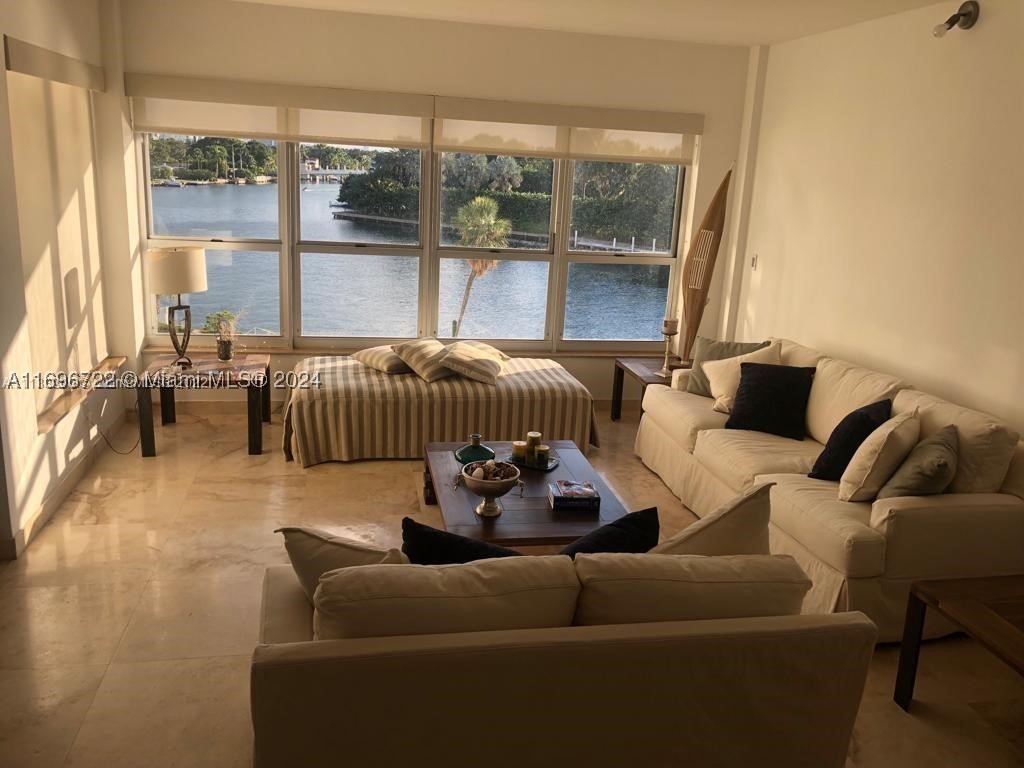 Bay Harbor Islands photo 3