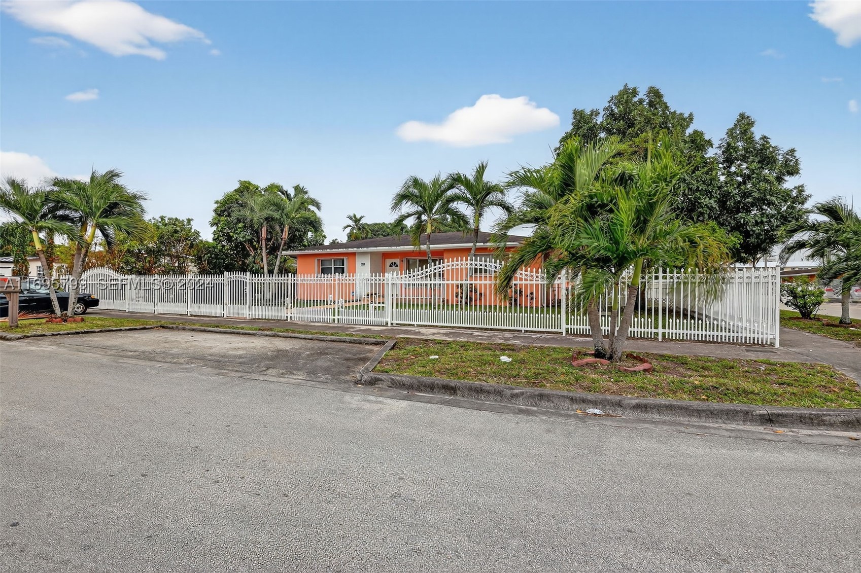 Hialeah photo 5