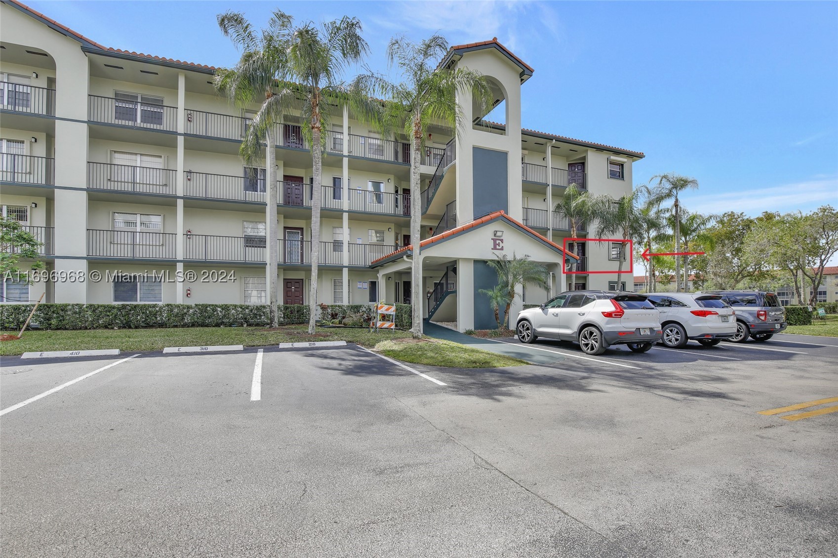 Pembroke Pines photo 1