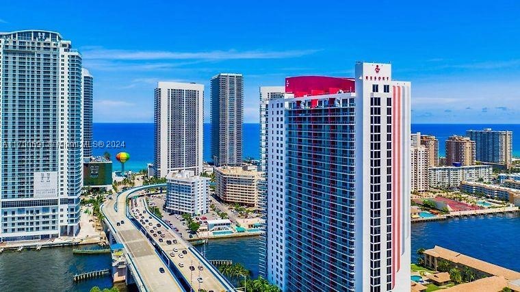 Hallandale Beach photo 4