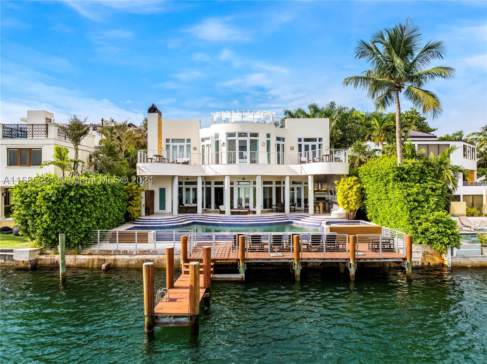 Miami Beach photo 2