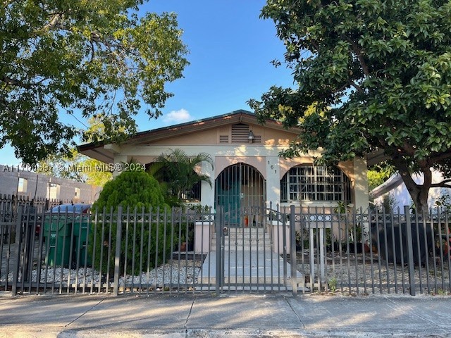 Miami photo 1