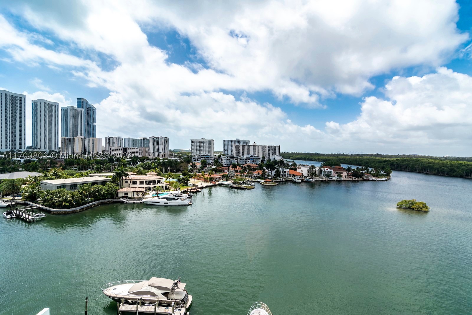 Sunny Isles Beach photo 3