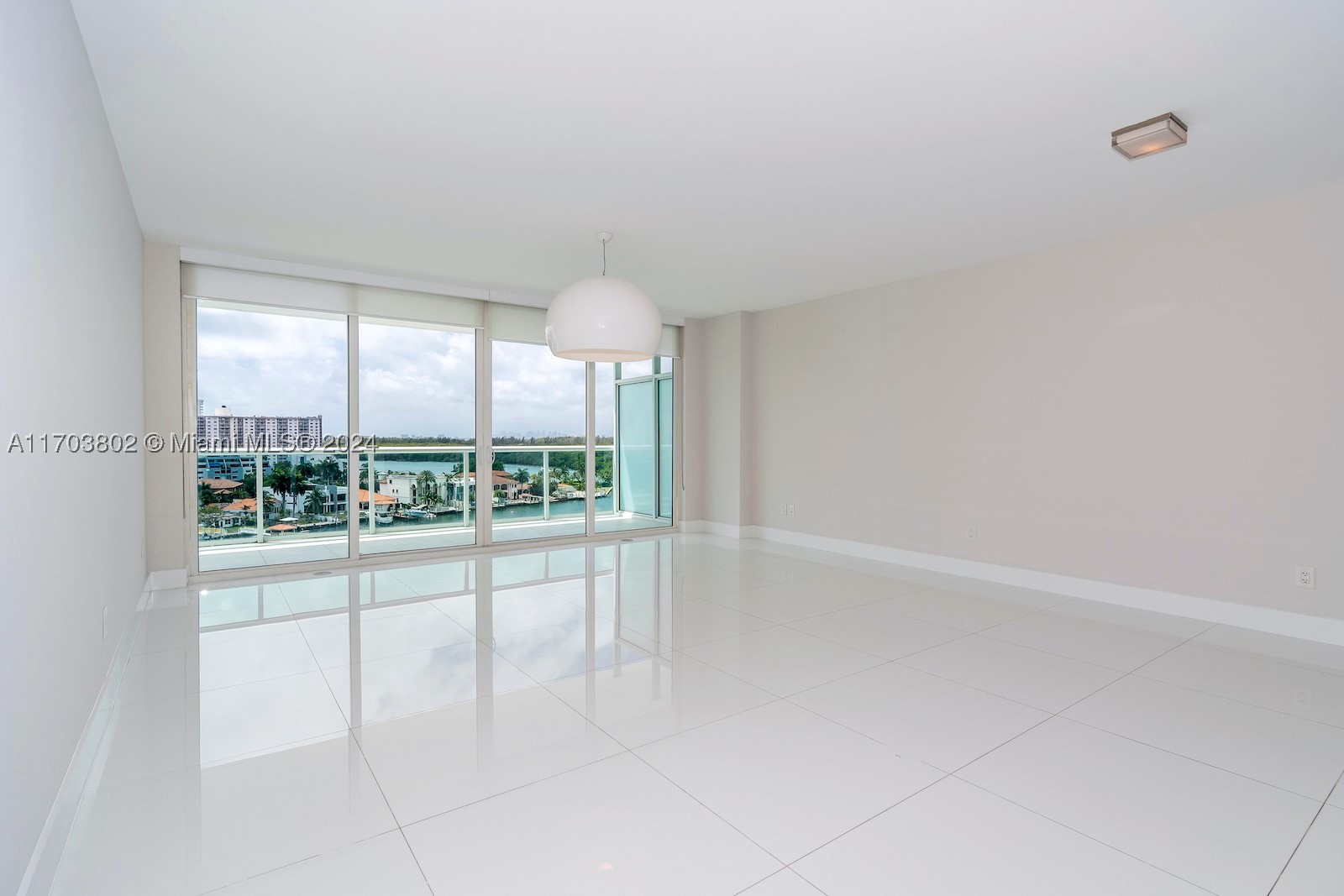 Sunny Isles Beach photo 4