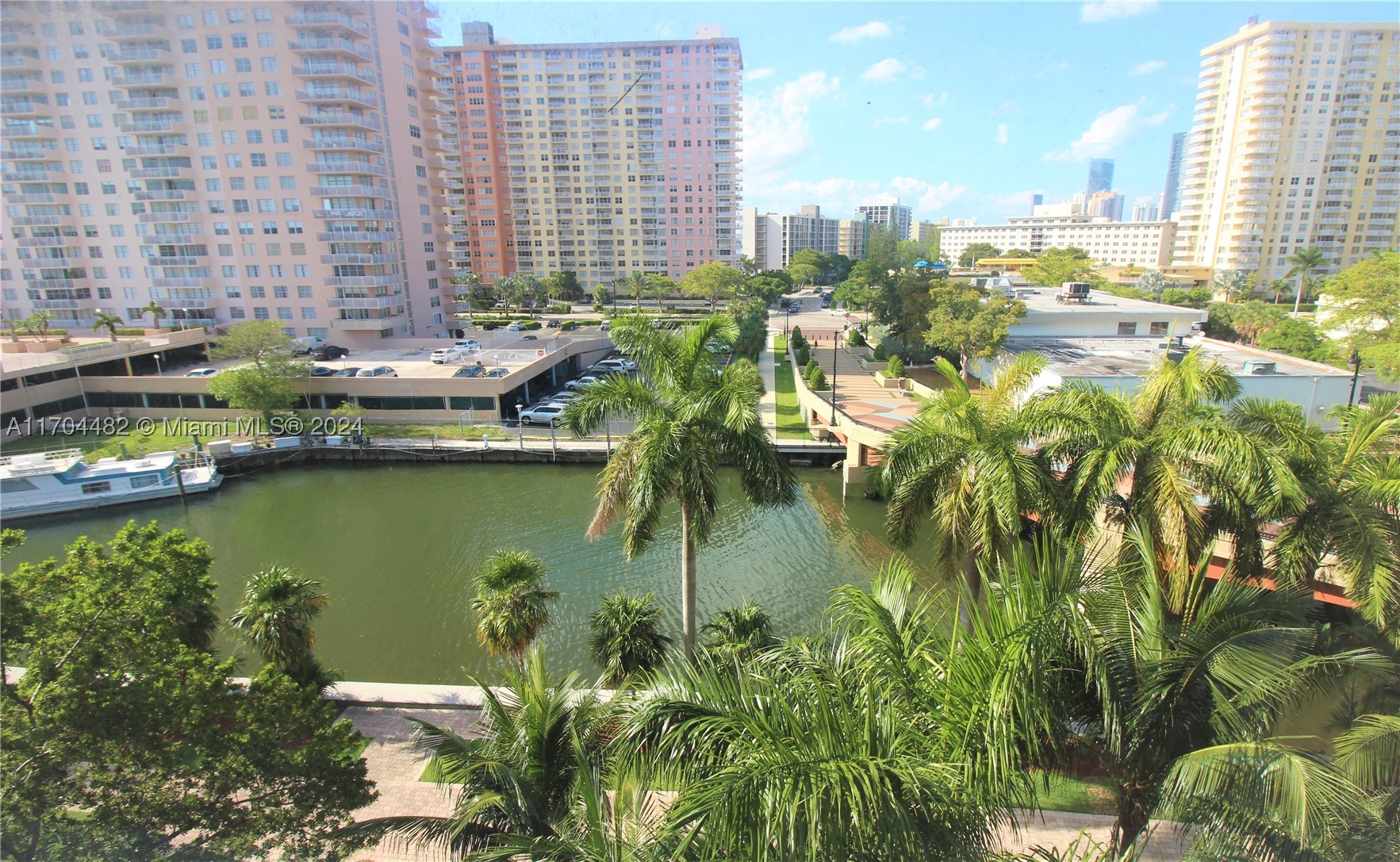 Sunny Isles Beach photo 1