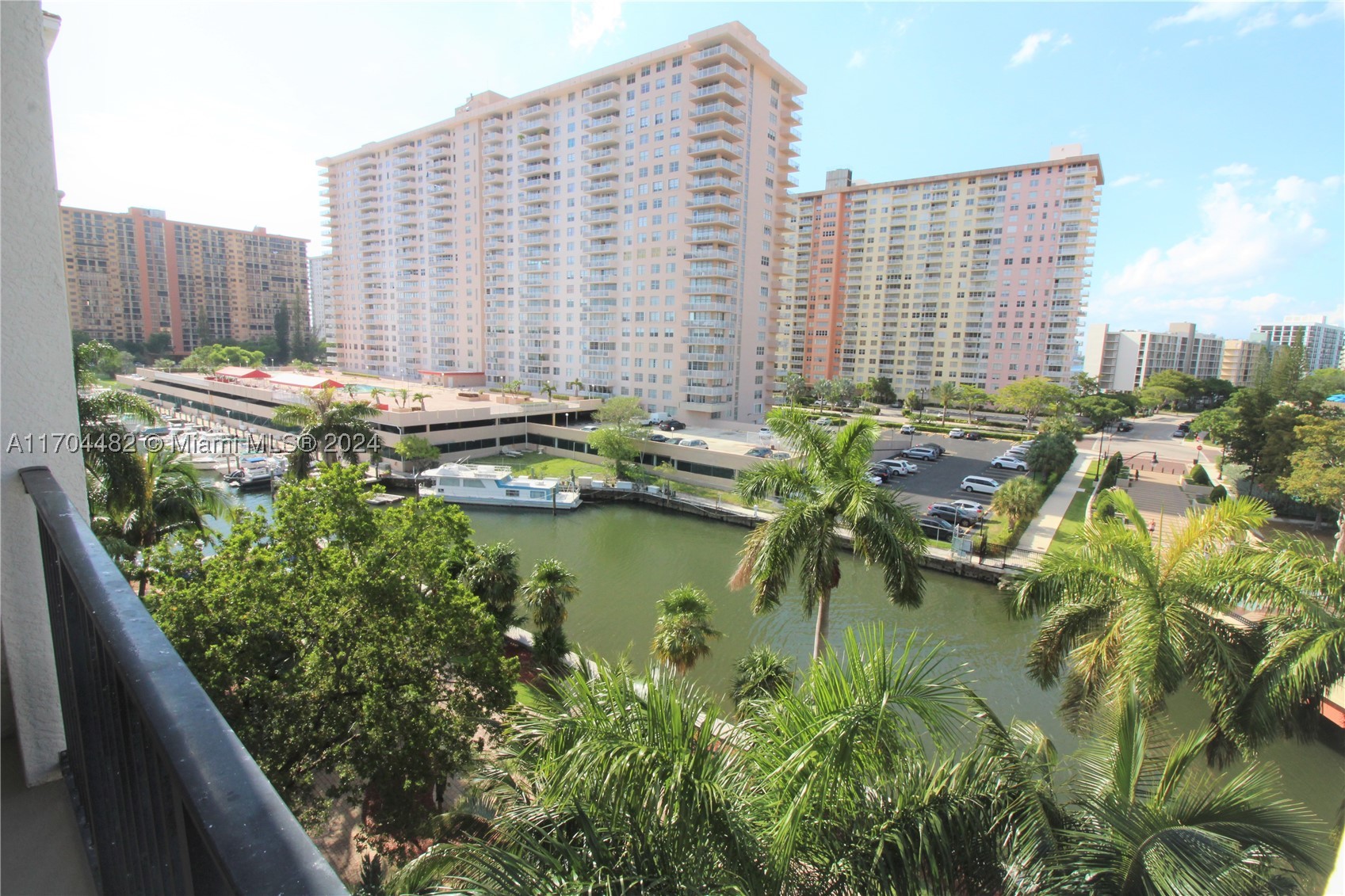 Sunny Isles Beach photo 2