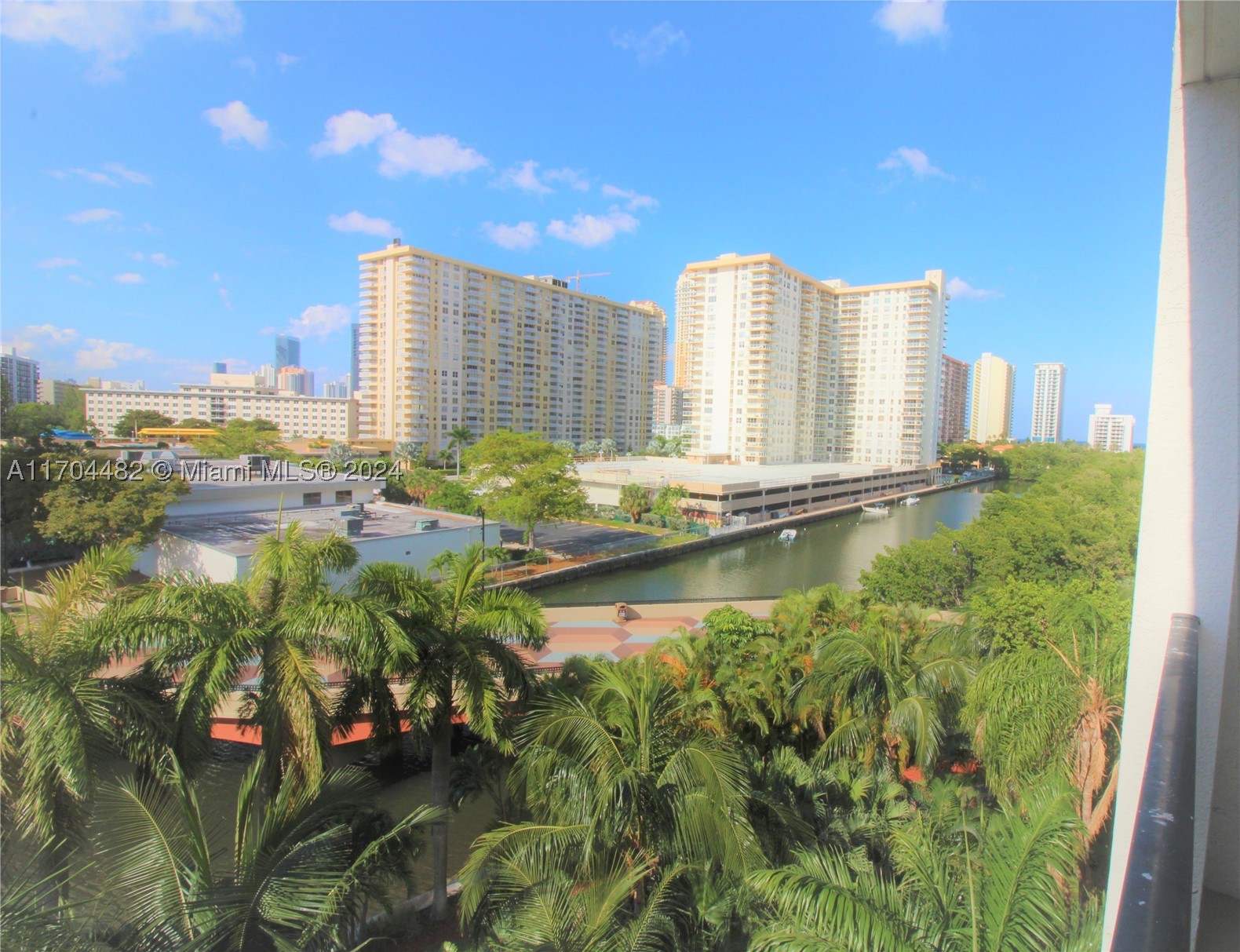 Sunny Isles Beach photo 3