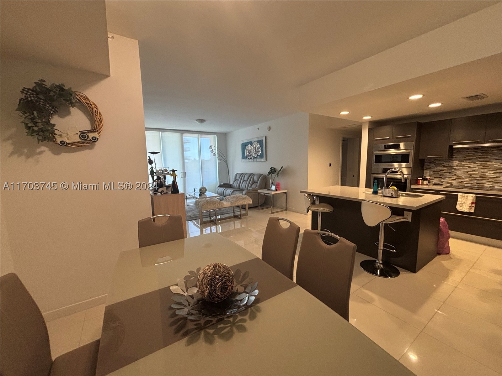 Doral photo 3
