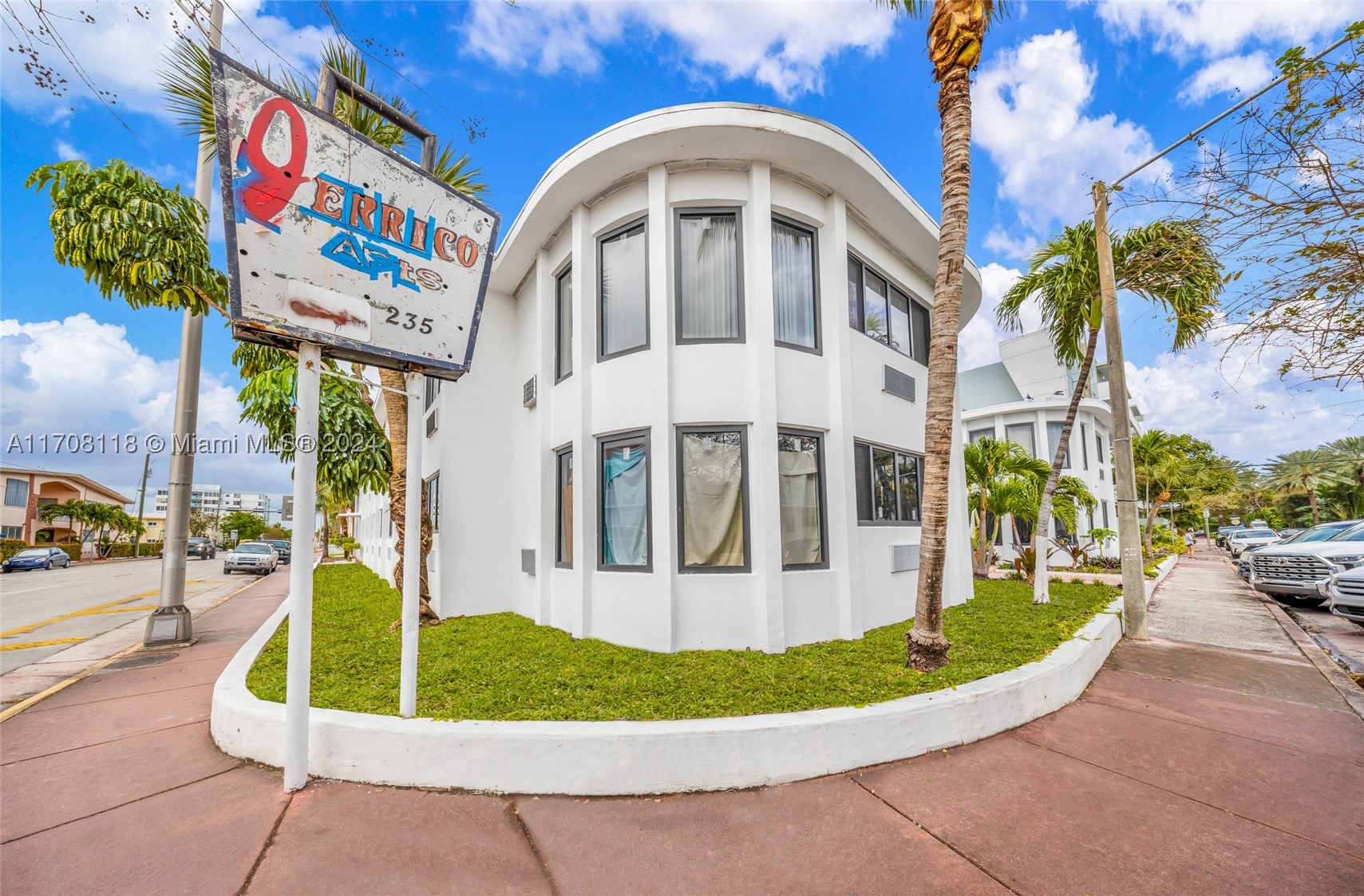 Miami Beach photo 3