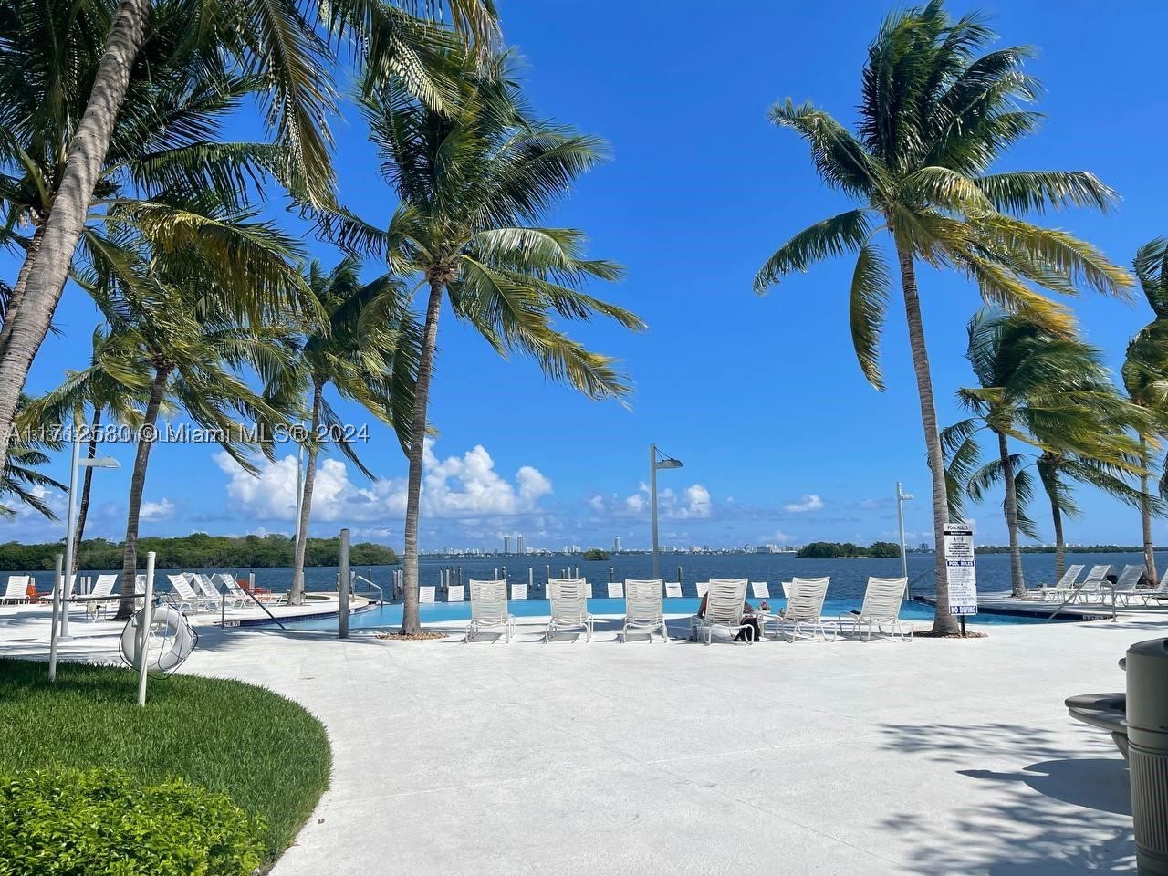 Miami photo 1