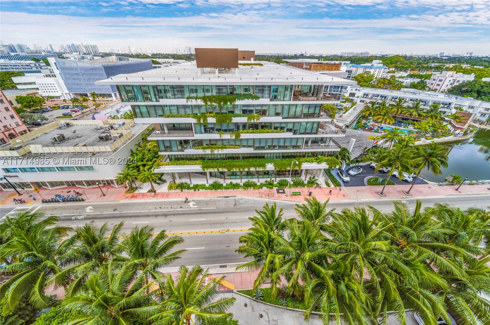 Miami Beach photo 1