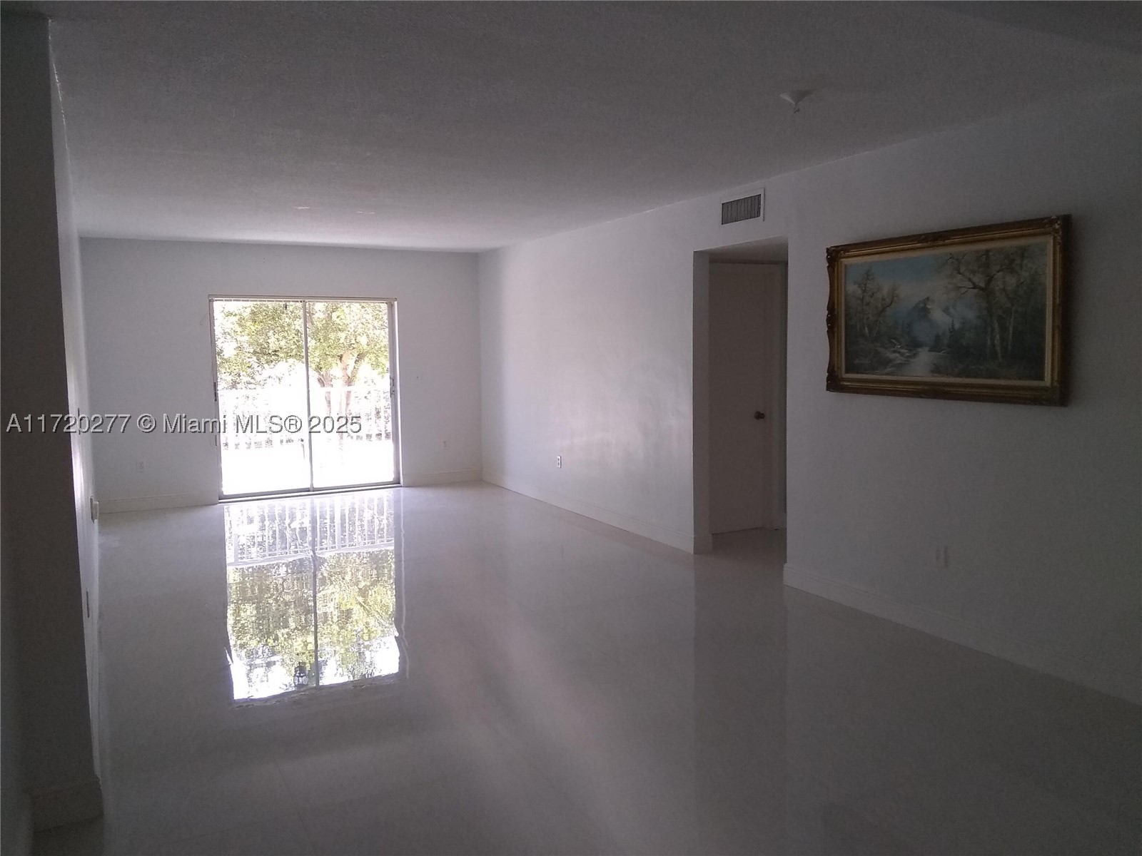 North Miami Beach photo 4
