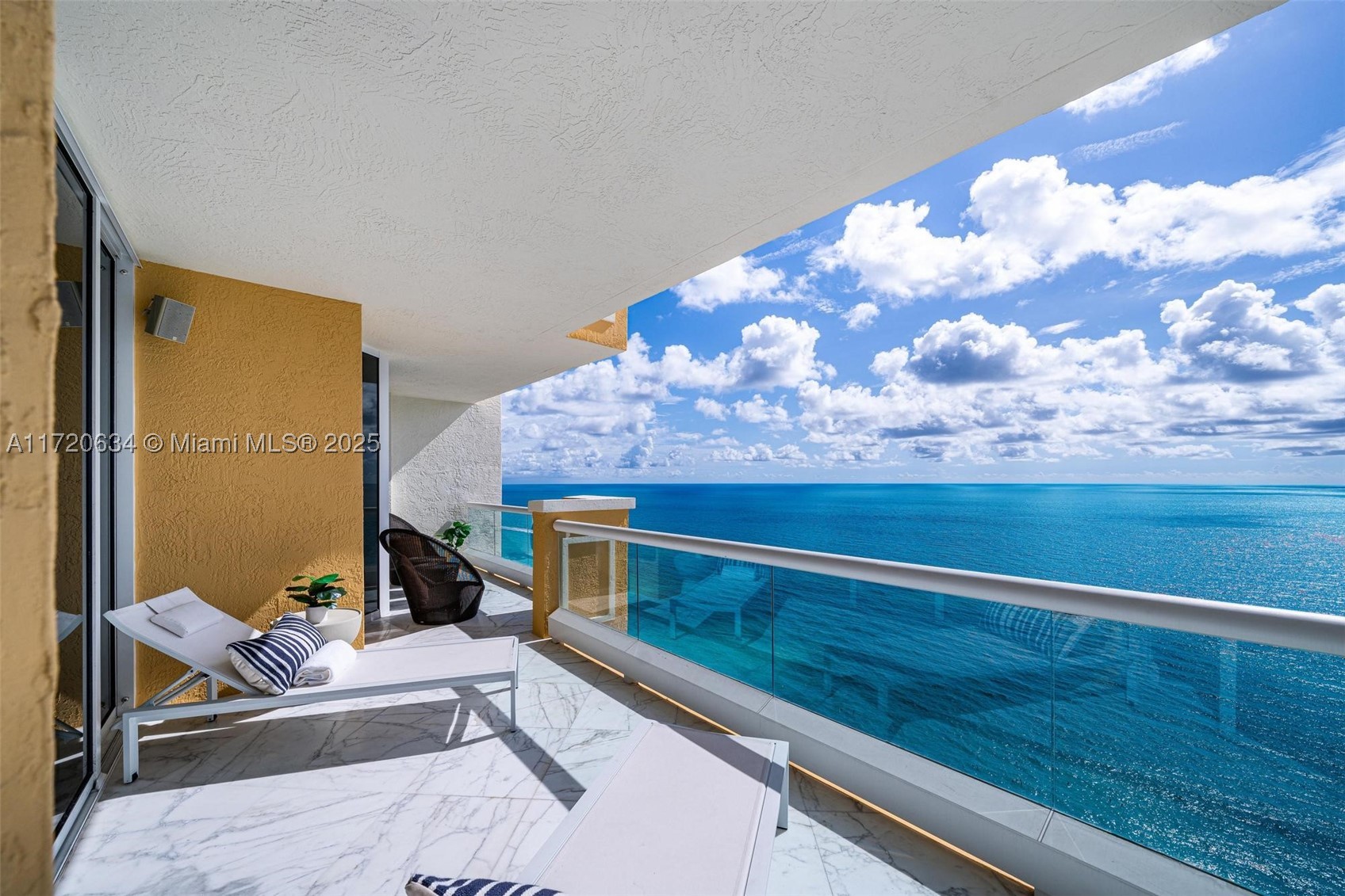 Sunny Isles Beach photo 2