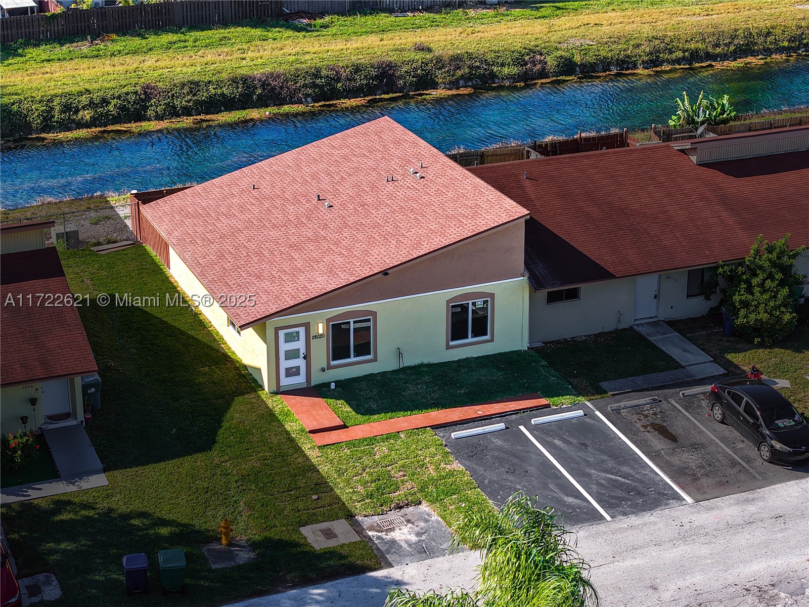 Homestead photo 1