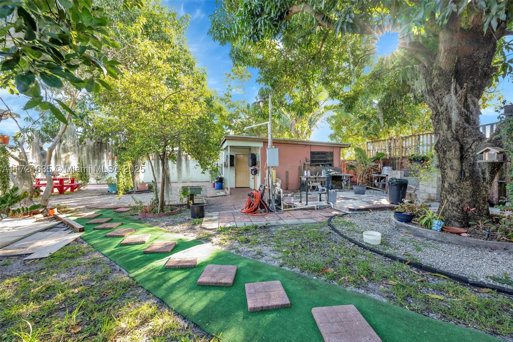 Hialeah photo 5