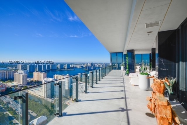 Sunny Isles Beach photo 1