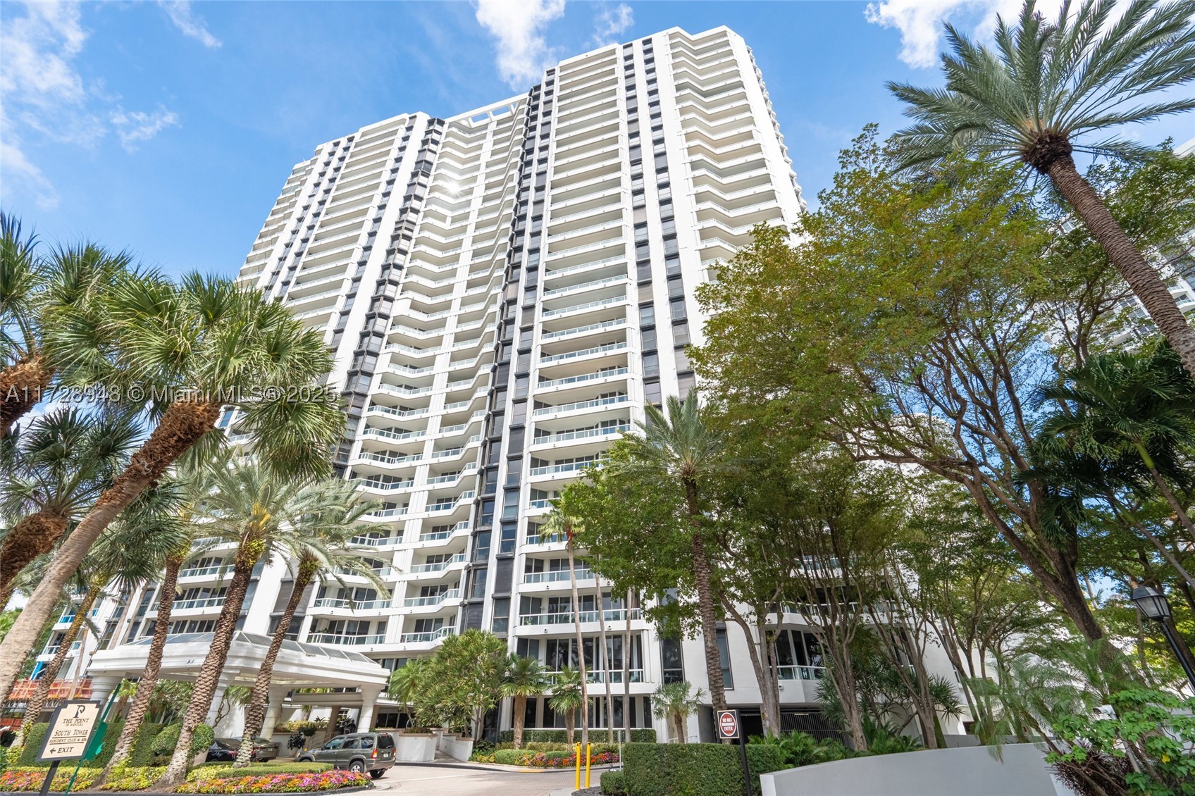 Aventura photo 1
